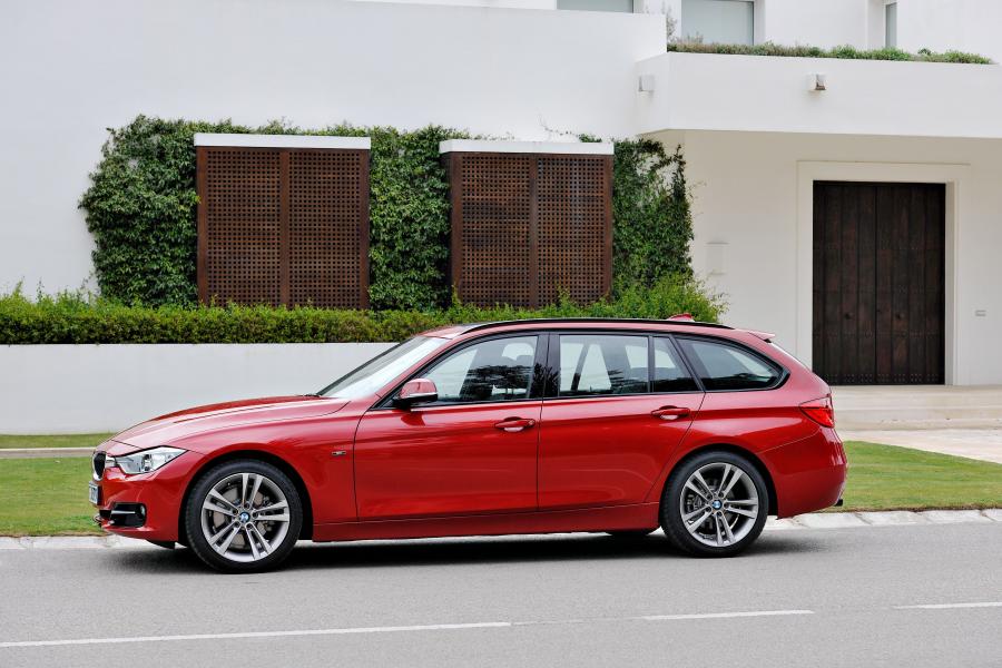  BMW 328i Touring Sport Line 2012 года  (фото 23 из 38)